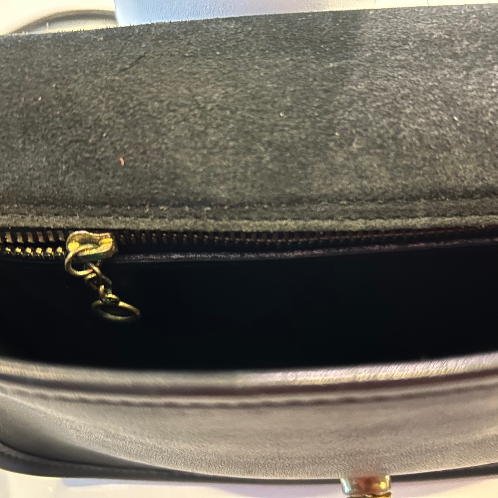 Vintage Coach Leather Shoulder Bag - Picture 3 of 14